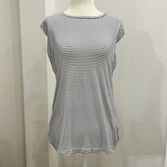 Banana Republic Black White Stripe Tee Cap Sleeve Size XS - Picture 1 of 4